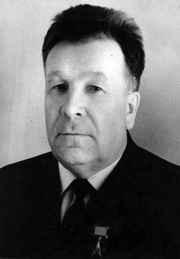 Окунев ИВ УВЗ.jpg Окунев ИВ УВЗ.jpg